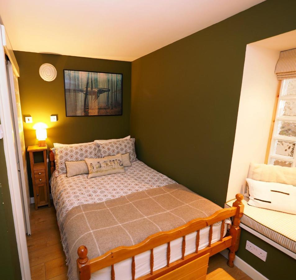 Arrochar Alps Apartment Exterior photo
